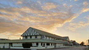 Carriers Arms Hotel Motel, Maryborough